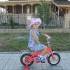 Алисонька на велосипеде!:)