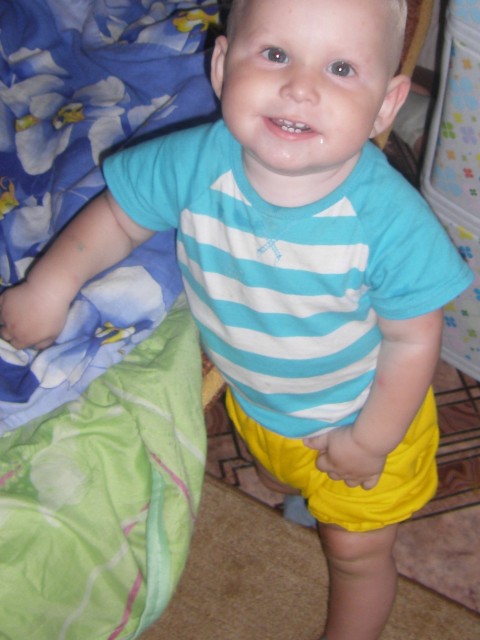 Мой сыночек)))) 11 месяцев)