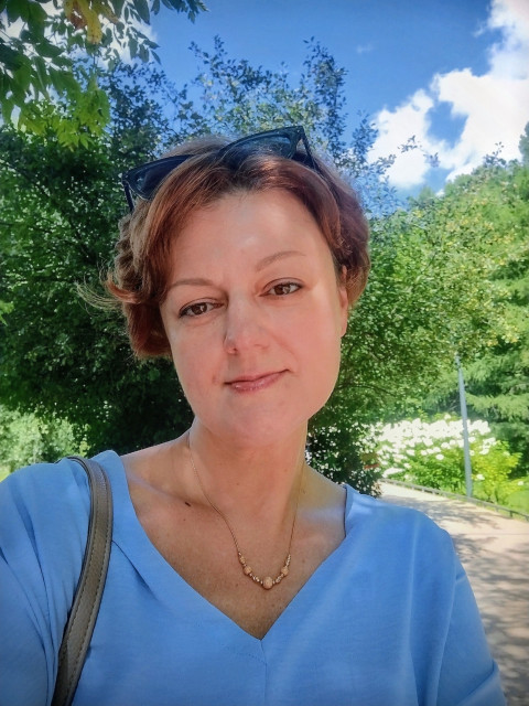 Ольга, Москва, 53 года, 1 ребенок, 3 фото. Она ищет его: Надёжного, доброго, порядочного.  Анкета 77000. 