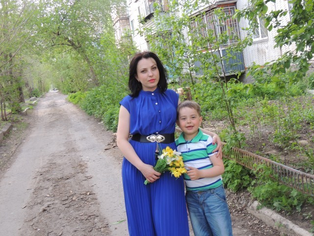 дарья, Россия, Курган, 35 лет, 1 ребенок. Познакомлюсь для создания семьи.