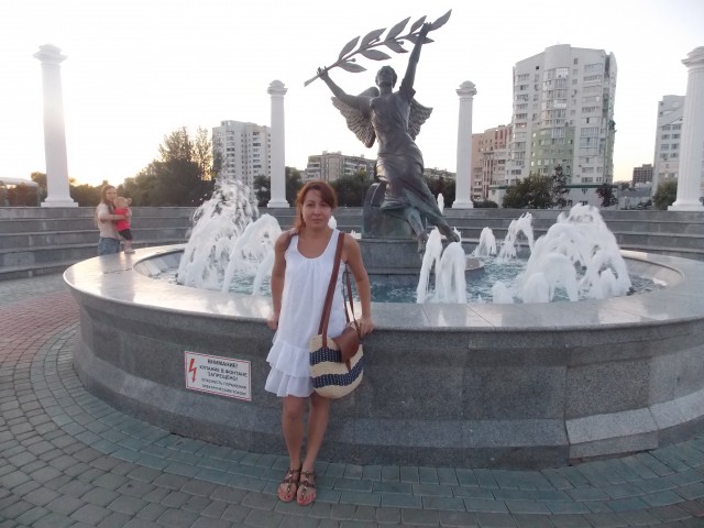 Ирина, Россия, Москва, 49 лет. Хочу познакомиться с мужчиной воспитывающим ребенка один. Для создания семьи и совместного воспитани