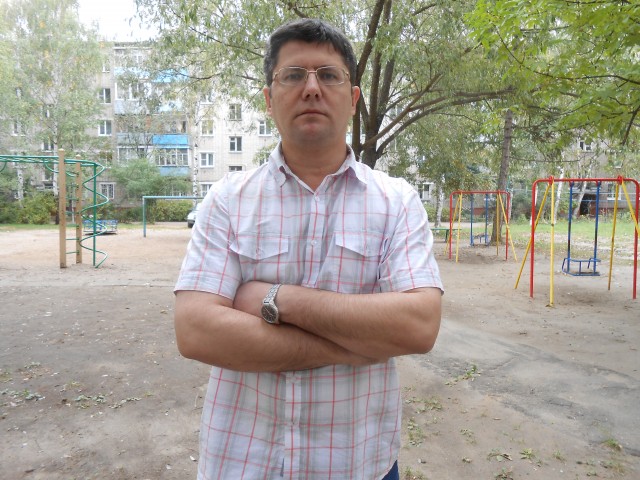 Александр, Россия, Ярославль, 48 лет. Познакомлюсь с женщиной для создания семьи или дружбы, можно из другого региона. Интеллигентный, вос
