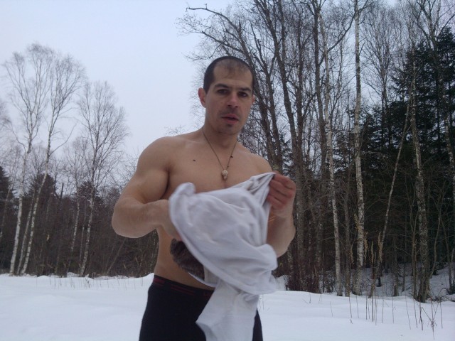 Роман, Россия, Владивосток, 49 лет, 2 ребенка. Хочу найти любимую которая будет всегда рядомНе пью, не курю, не вру, спортивно сложен, интересный, ревнивый!