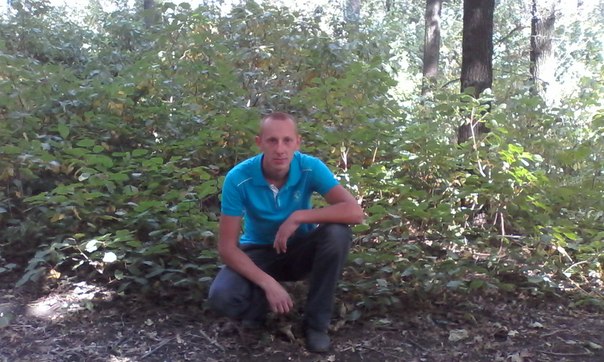Сергей, Украина, Кривой Рог, 33 года. Ищу  девушку можно с детьми.Дети для меня не преграда.Обычный работящий парень.Который мечтает создать семью.