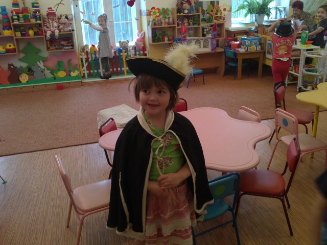 вика в саду.3 года