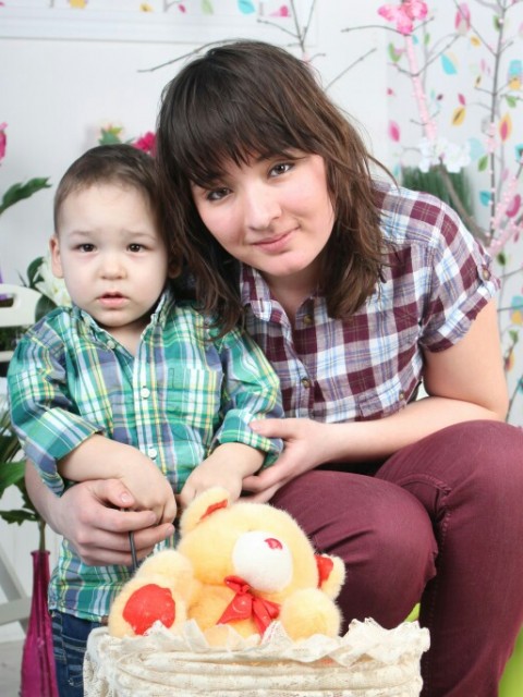 Алина, Россия, Казань, 34 года, 1 ребенок. Познакомлюсь для серьезных отношений и создания семьи.