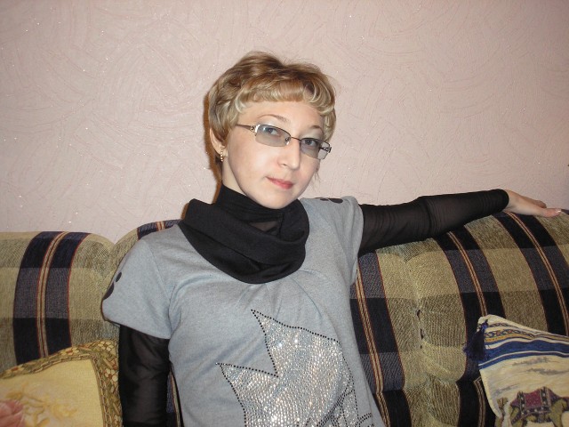 Юлия, Россия, Оренбург, 48 лет. Хочу найти Родного близкого человека...Очень сложно. Итак, я  спокойная, жизни радостная,  с чувством юмора, молодая женщина, любящая домаш