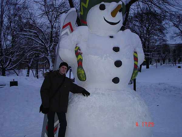 Мой сын,Александр, в Риге.