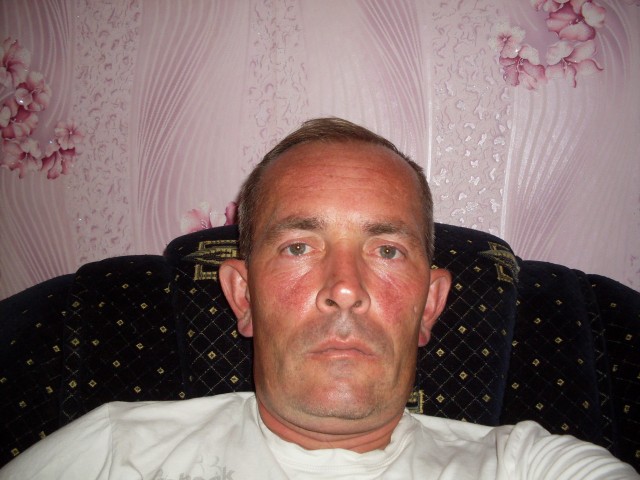 Андрей, Украина, Киев, 53 года. здраствуйте меня зовут Андрей мне 44 года живу в Киевской обл . г Васильков холост своих детей нет ж