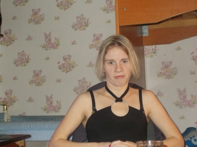 ирина, Россия, Новоуральск, 39 лет, 2 ребенка. спокойная.не курю и не пью люблю детей.