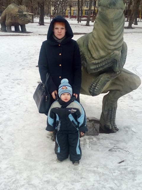 Юлия, Серпухов, 38 лет, 1 ребенок, 2 фото. Простая обыкновенная девушка, без всяких замороченых замашек.