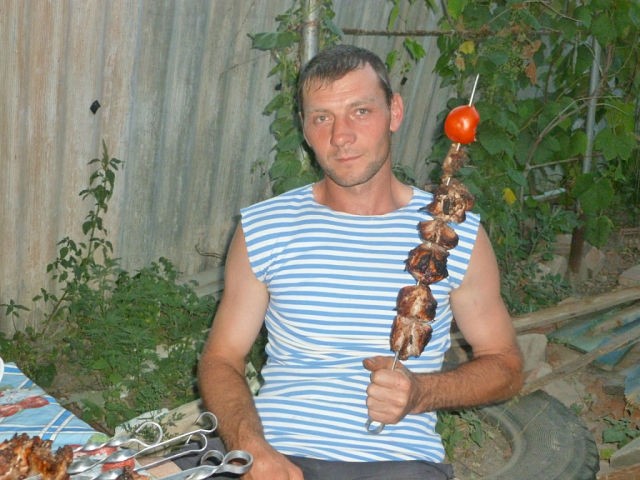 Александр, Россия, Москва, 45 лет, 1 ребенок. В разводе , остальное при общении.