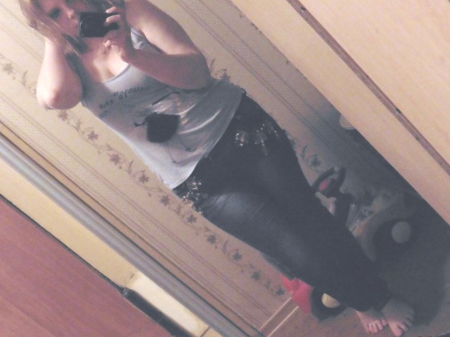 Светлана, Россия, Москва, 35 лет, 1 ребенок. Хочу найти заботливого,честного,любящего человека. Который будет мне другом, братом, любовником и главное любящСебя очень сложно описывать. Если кто то и хочет узнать, то он спросит что его интересует!!!