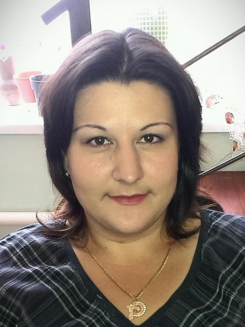 Анна, Россия, Павлово, 34 года, 2 ребенка. Хочу найти мужчину для совместной семейной жизни.Люблю детей, люблю готовить, вредных привычек не имею. 