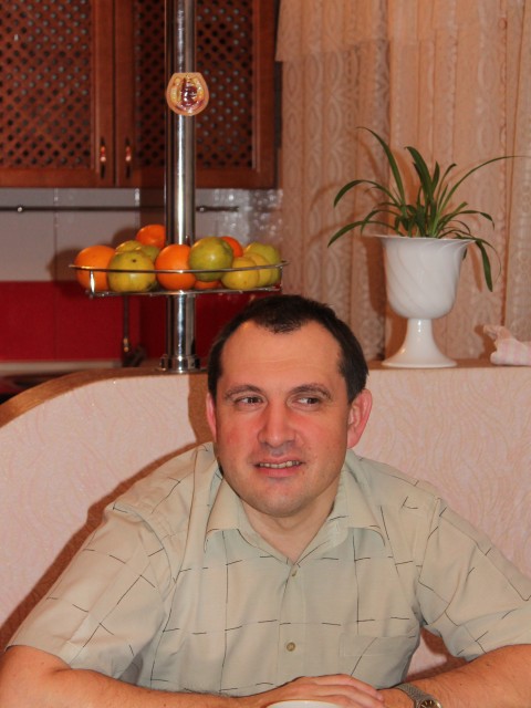олег, Украина, Токмак, 54 года