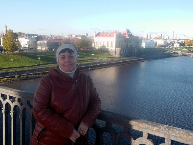 Наталья, Россия, Рыбинск, 48 лет, 1 ребенок. Я хочу найти доброго и любящего мужчину.   Я живу в маленьком городке, Рыбинске ярославской области. 
Работаю в больнице, оператором ЭВМ или п