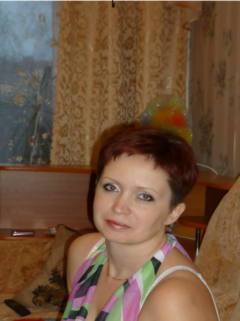 Вероника, Россия, Кострома, 48 лет, 2 ребенка. Добрая, весёлая, лёгкая на подъём, люблю спорт и рыбалку, прогулки. Обожаю детей. Очень люблю готови