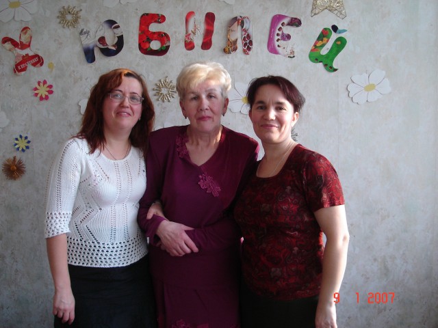elena, Латвия, Riga, 53 года