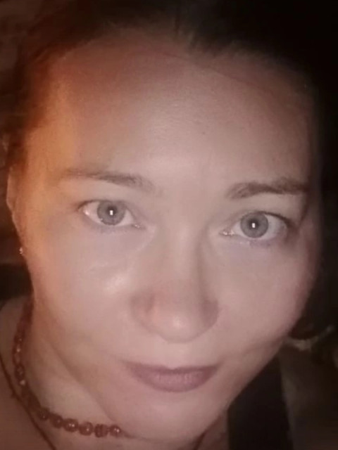 Alla, Россия, Санкт-Петербург, 49 лет, 1 ребенок. Ищу: Мужчину для создания крепкой семьи, с которым будет комфортно морально и в материальном плане тоже....  Анкета 130822. 