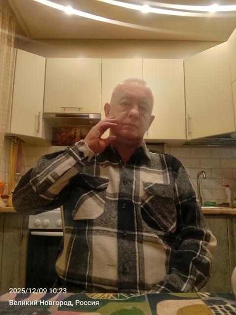 Константин Булыгин, Великий Новгород, 49 лет, 2 фото. Ищу: хорошую хозяйку, секс активную  Анкета 132634. 