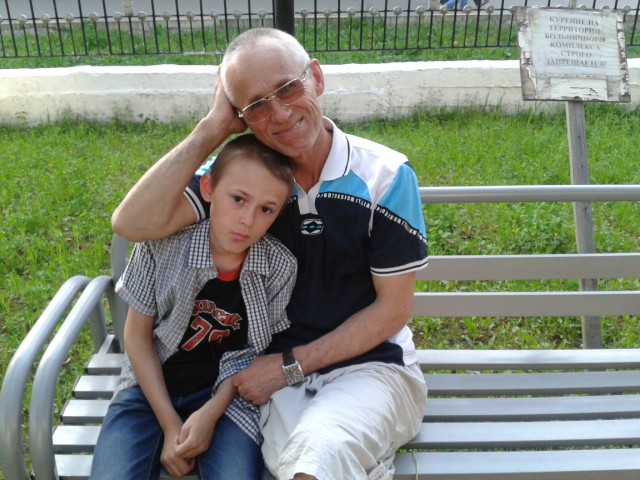 Рашид, Россия, Нижний Новгород, 64 года, 4 ребенка. я Рашид  жены нету  воспитываю 4 детей 
расскажу своей половине