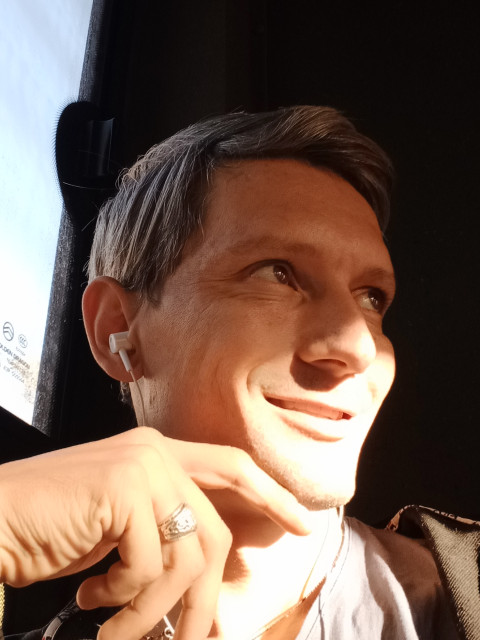 Юрка, Казахстан, Алматы, 33 года. Хочу найти Искреннюю честную и вернуюО, как я лгал когда-то, говоря:
" Моя любовь не может быть сильнее". 
Не знал я, полным 