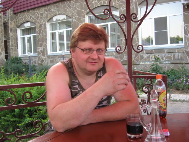 герыч, Россия, Мурманск, 54 года, 1 ребенок. Хочу найти жену друга родного человекаживу.смысл только не вижу пока...