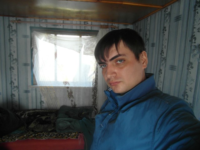 Евгений, Россия, Волгоград, 33 года. Хочу найти женщину любящую детей для создания семьи работаю , похоронил сына
