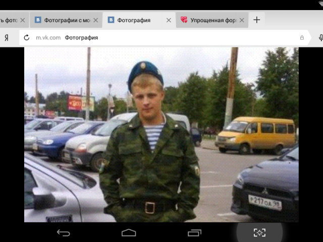 Андрей, Санкт-Петербург, 37 лет, 4 фото. Ищу девушку именно девушку! Истеричкам не беспокоить ( это те кто звонят каждые 10 минут и спрашивают...  Анкета 145463. 