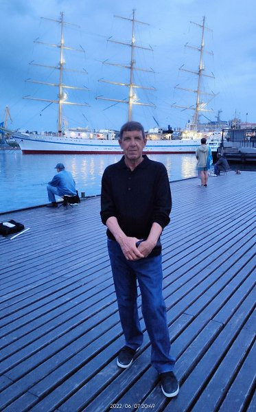 Владимир Уваров, Россия, Севастополь. Фото на сайте ГдеПапа.Ру