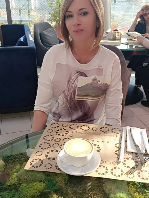 Катерина , Москва, 51 год, 1 ребенок, 3 фото. Ищу: Повзрослевшего, понимающего что такое быт, без глупых вопросов, претензий, и детских обид)) если твой...  Анкета 149944. 