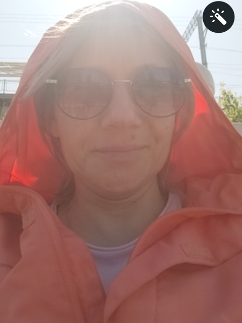 Наталья, Россия, Санкт-Петербург, 43 года, 1 ребенок. Хочу найти Мужчину определенного, понятного, заинтересованного, в трезвом уме и твердой памяти. Домовита, умна, красива, самостоятельна, положительна во всём. 
Работала в телевизоре, теперь в бла