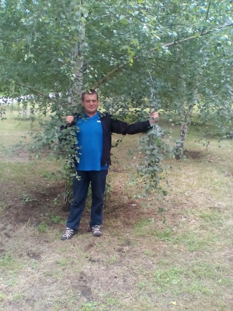 олег, Украина, Днепропетровск, 51 год, 1 ребенок. Меня зовут Олег, мне 43 года, остальные подробности встрече. 