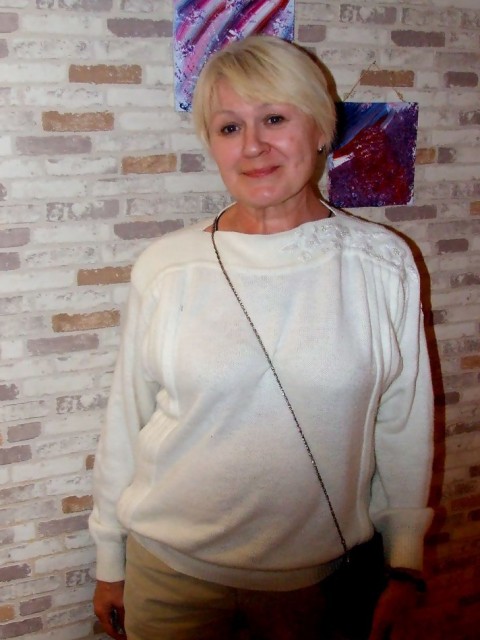 Людмила, Россия, Электросталь, 67 лет. Она ищет его: Любящего, доброго, порядочного мужчину.Техник- архитектор, дизайнер, умная , добрая, веселая женщина. 