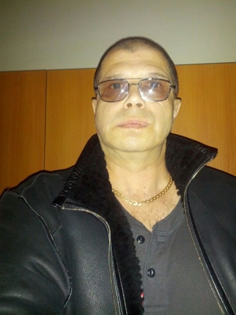Олег Здравый, Не указано, 54 года