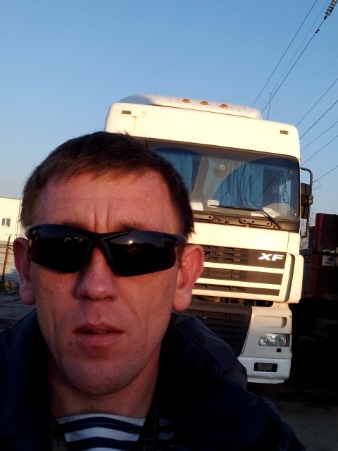 Денис, Россия, Пятигорск, 45 лет. Водитель-дальнобойщик