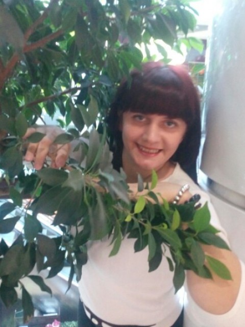 Юлия, Россия, Новосибирск, 46 лет, 1 ребенок. Хочу найти Надёжного , доброго мужчину для создания семьи. Анкета 172154. 