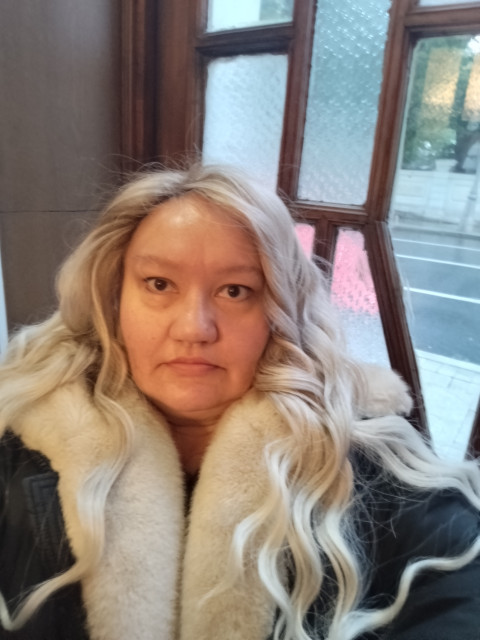 Елена Ярцева, Россия, Москва, 51 год. Хочу найти Своего единственного, любимого. 
Друга по жизни , хозяина в доме, любовника в постели. и все это одКонтактна , комуникабельна. Люблю детей, природу, животных. Домашний покой, уют. 