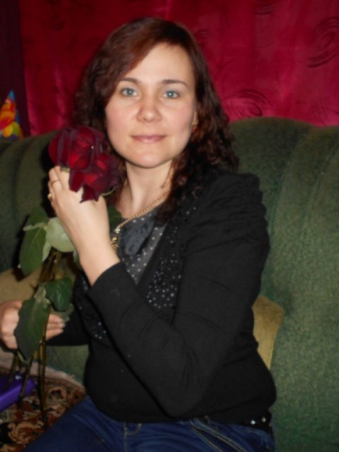 Татьяна, Россия, Москва, 42 года, 2 ребенка. Я скромная, симпатичная , хозяйственная и добрая женщина которая ищет мужчину от 30 до 45 лет для со