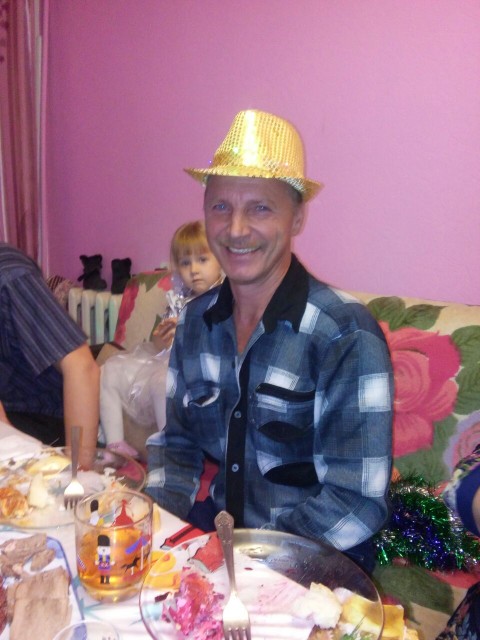 Александр, Россия, Владивосток, 58 лет, 2 ребенка. Мне 50 . Хочу познакомиться остальное всё при встрече