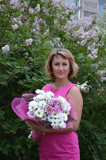 Марина, Россия, Ульяновск, 50 лет, 3 ребенка. Хочу найти Сложный вопрос...себе друга и любовника, мальчишкам своим -наставника, дочке партнера по детским игрЛюблю прогуляться по улицам — за жизнью города наблюдая...собирая осенние листья и делая из них с 