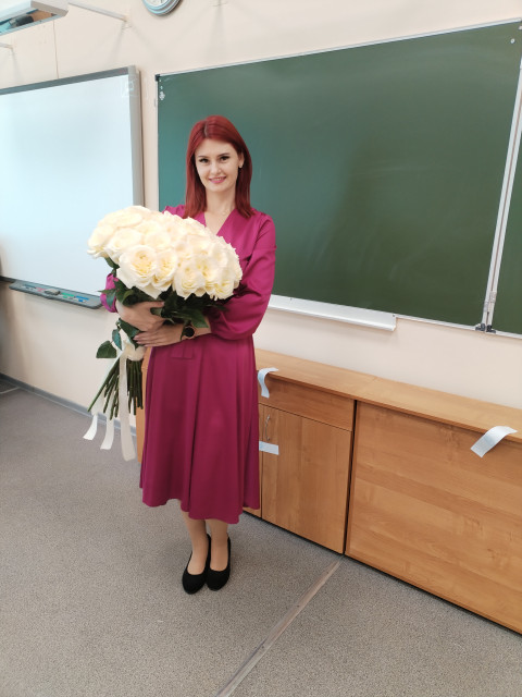 Анна, Иркутск, 35 лет, 2 ребенка, 1 фото. Общительная, веселая, симпатичная девушка) 