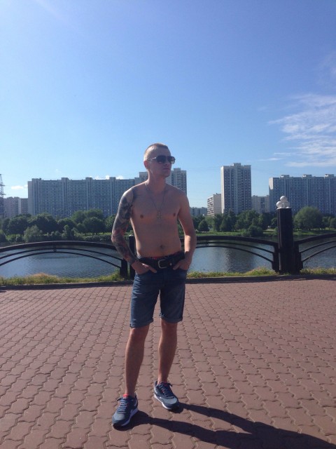 Дмитрий, Россия, Москва, 36 лет. Хочу встретить свою вторую половинку для серьёзных отношений. Дети не помеха. Своих детей нет.
