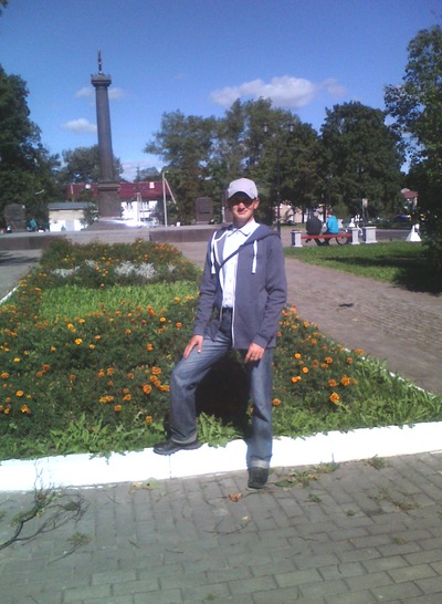 Иван Родионов, Россия, Псков, 33 года. Ничего