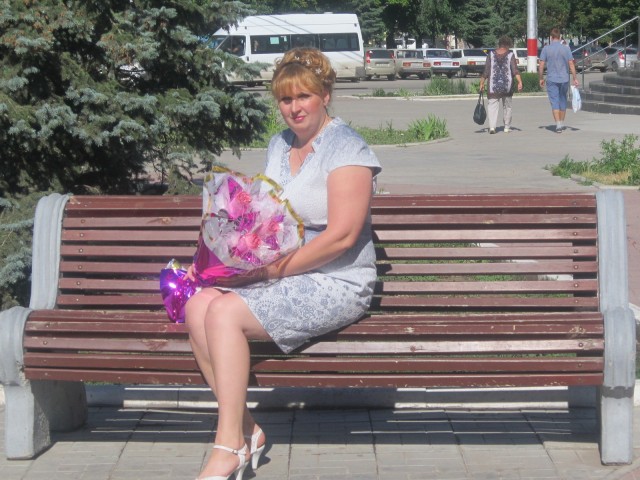 Яна, Россия, Энгельс, 48 лет, 1 ребенок. Познакомиться с женщиной из Энгельс