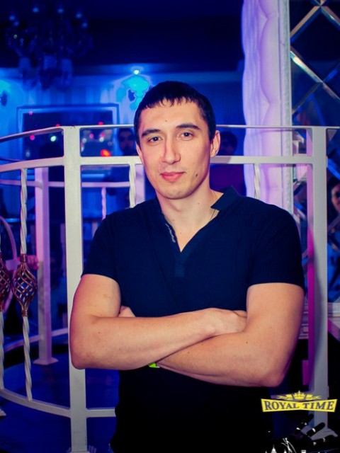 Oleg, Россия, Санкт-Петербург, 34 года. Познакомится с женщиной