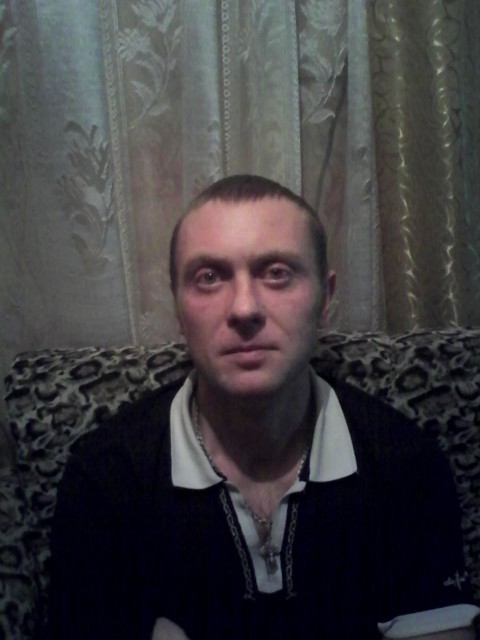 Евгений, Россия, Новосибирск, 42 года. Рост175, брюнет. вес70, козерог, не женат