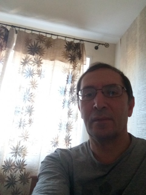 Михаил, Россия, Уфа, 62 года. Мечтаю о семье. Добрый романтик, люблю детей.