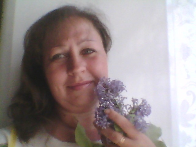 Светлана, Россия, Санкт-Петербург, 48 лет. Хочу найти Простого, доброго, мужчину !  Русского !  Для серьёзных отношений и создания семьи !Характер спокойный, не пью, не курю, домашняя. Люблю природу и животных.