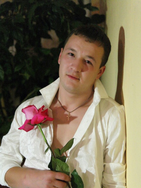 Андрей, Россия, Липецк, 33 года. Он ищет её: Прекрасную, общительную.Весёлый парень